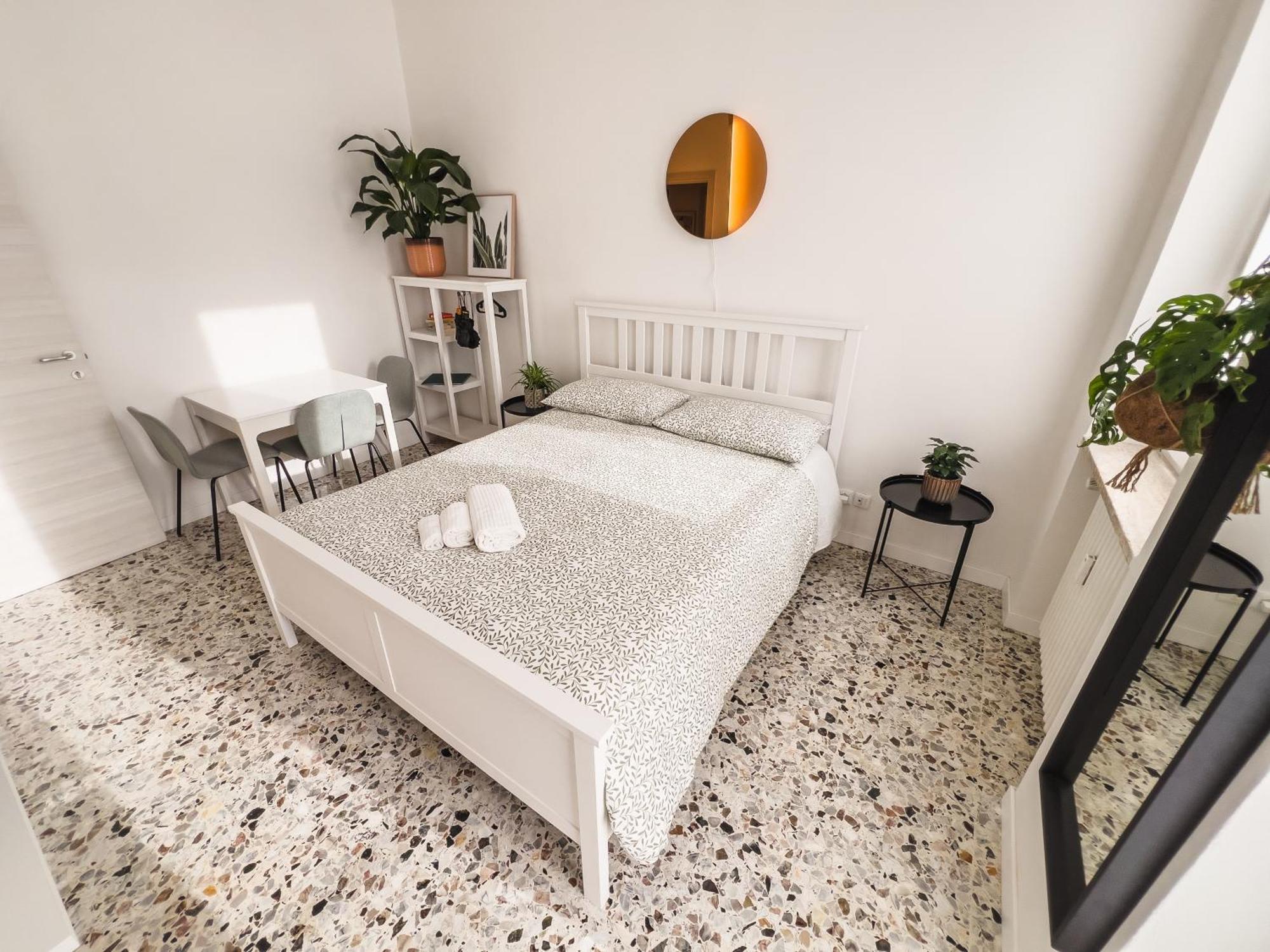 Apartament Freshly Renovated 10 Minutes From Arena Werona Zewnętrze zdjęcie
