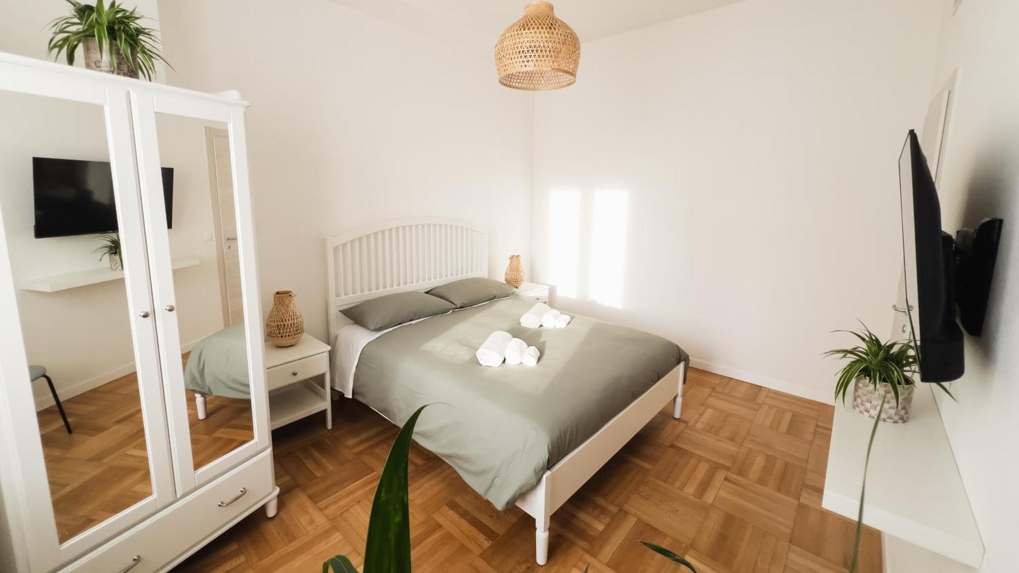 Apartament Freshly Renovated 10 Minutes From Arena Werona Zewnętrze zdjęcie